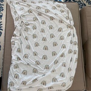 Kyte Baby Crib Sheet- Neutral Rainbow